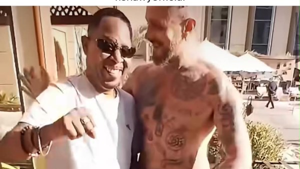 أحمد الفيشاوي يشارك فيديو مع مارتن لورنس اثناء وجوده في مصر