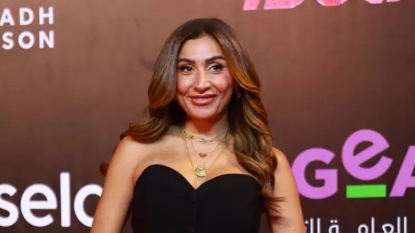دينا الشربيني تستعرض أناقتها بإطلالة مميزة.. شاهد