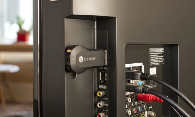 Google rolls out a fix for 1st-gen Chromecast dongles, while the 4K Chromecast with Google TV gets a big Gemini upgrade