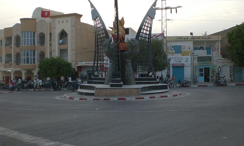 قبلي: ضبط الاستعدادات اللازمة لضمان استمرارية التزوّد الجيّد بالماء والكهرباء خلال صائفة 2026