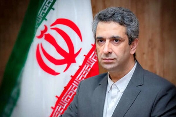 مساعد الرئيس الايراني: رئيس الجمهورية لن يتراجع خطوة واحدة عن خدمة الشعب