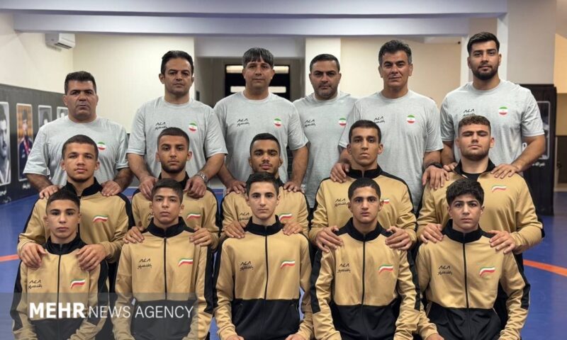 منتخب الناشئين الايرانيين للمصارعة الحرة يتوج ببطولة آسيا