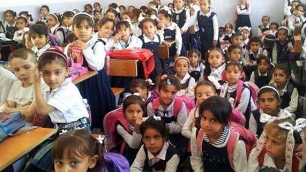 خبير تربوي يكشف عوامل نفسية تدعو لإعادة النظر في كم المناهج المدرسية