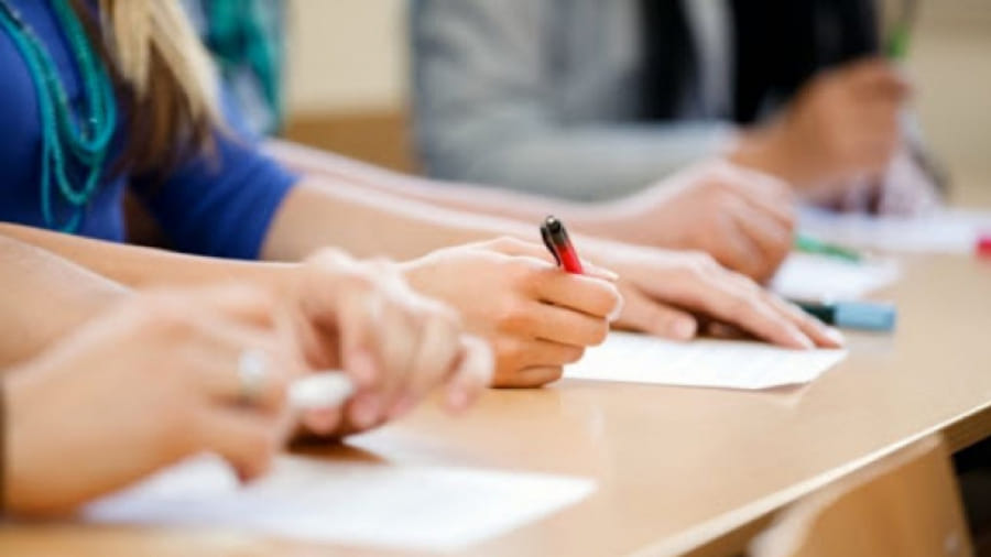 قبل ساعات من الاختبار.. تغيير فرض الرياضيات في سوسة بسبب شبهة تسريب