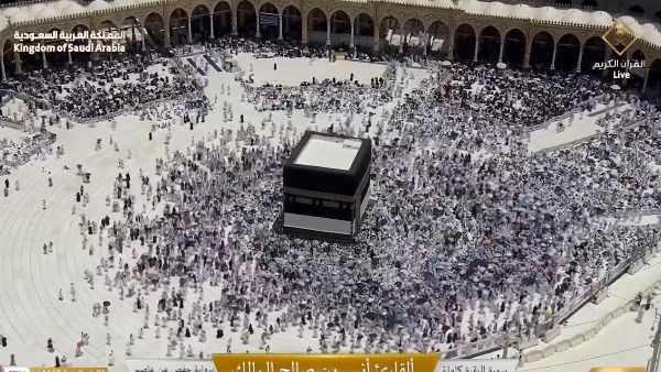 بث مباشر.. شعائر صلاة الجمعة من الحرمين الشريفين