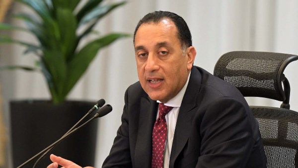 مدبولي: الحكومة أخذت قرارا بتطوير نزلة السمان بمشاركة الأهالي لتكون منطقة حضارية