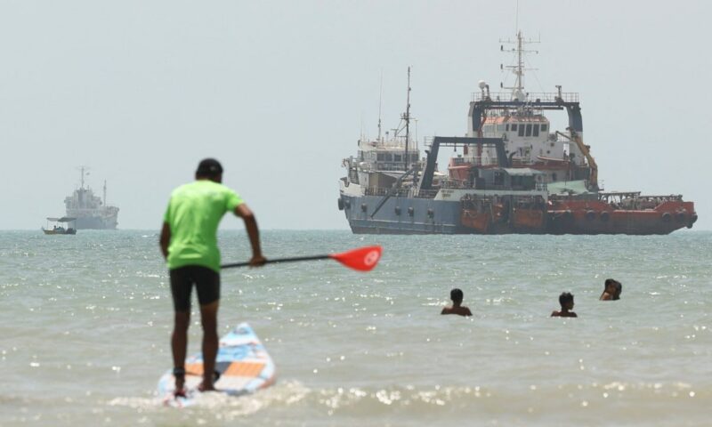2 Chinese supertankers join flotilla exiting Hormuz as stand-off appears to thaw