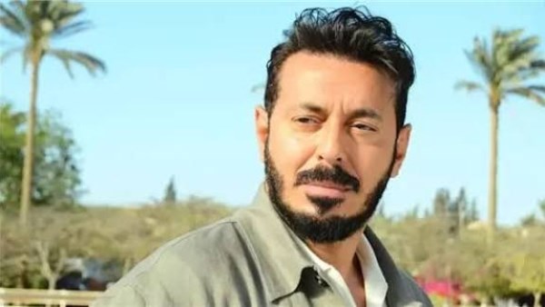 خروج والد مصطفى شعبان من المستشفى بعد تحسن حالته