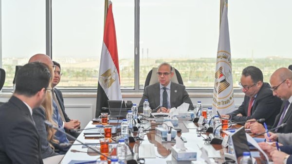 مصر تجذب استثمارات نوعية في الدواء والذهب بخطط توسع أمريكية جديدة