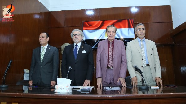 نقيب كتاب مصر: جوائز النقابة الأكثر حيادًا وشفافية وتكريسًا لقيم الإبداع