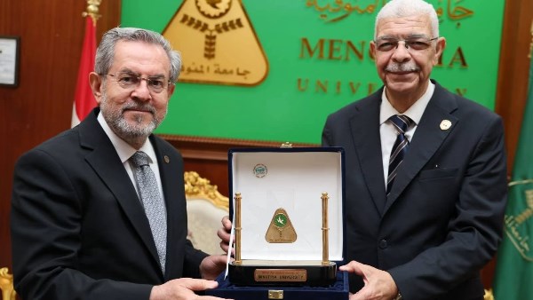 رئيس جامعة المنوفية يستقبل وفد جامعة أنقرة لبحث تعزيز التعاون العلمي والبحثي