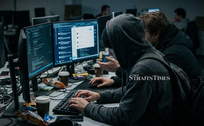 Cybertroopers earn up to RM10,000 manipulating online narratives