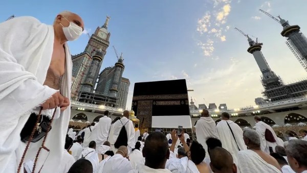 ما حكم الحج بتأشيرة مزورة؟.. الإفتاء تجيب