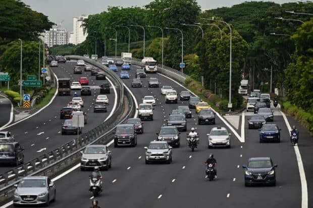 Singapore sets emission limits for fridges, vehicle air-cons