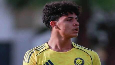 ما سبب غياب كريستيانو جونيور عن حضور مراسم تتويج رونالدو والنصر السعودي؟ (فيديو)