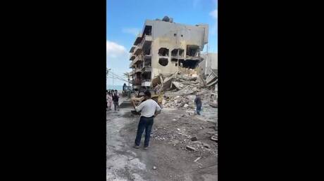 مراسلتنا: 9 قتلى و8 جرحى جراء الغارات الإسرائيلية على جنوب وشرق لبنان (فيديوهات)