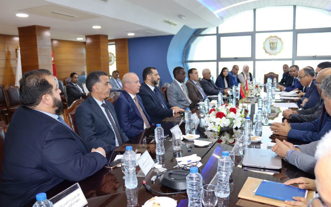 اجتماع اللجنة الجمركية المشتركة التونسية الليبية تعزيزا  للتعاون الثنائي في المجال