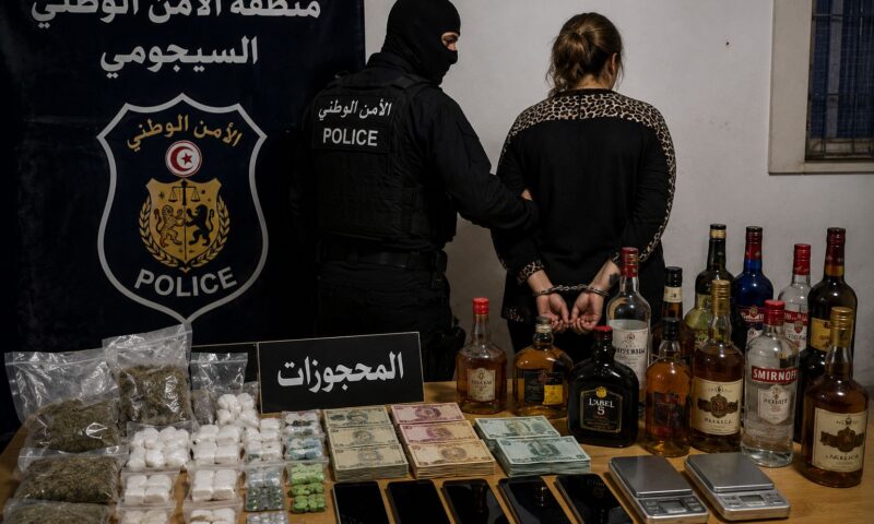 حي هلال: الإطاحة ب  “ثعلوبة”.. بارونة ترويج المخدرات والخمور خلسة