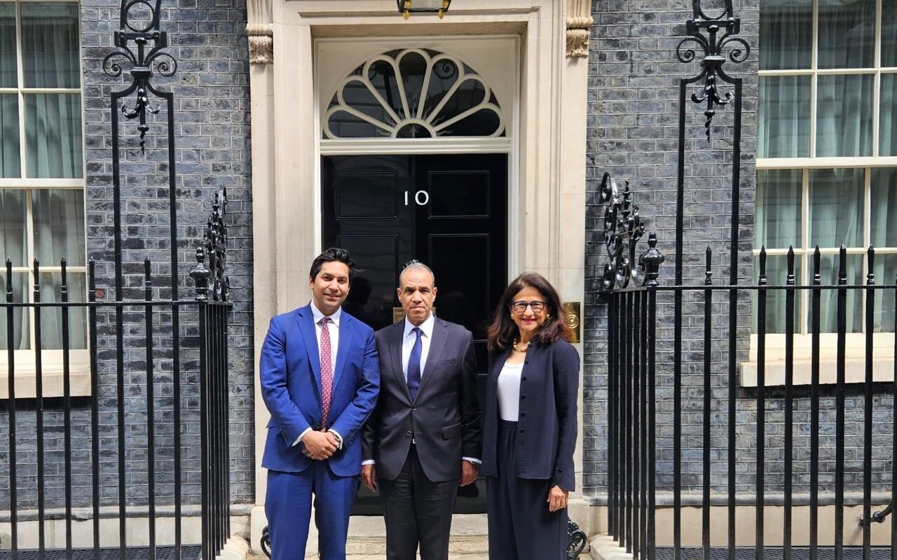 Egyptian foreign minister seeks UK investment, urges Middle East diplomacy during London visit
