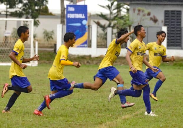 Palaro football: Central Visayas off to rousing start