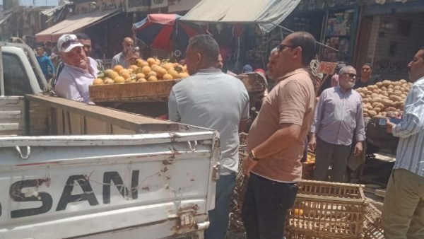 استعداداً لعيد الأضحى .. حملات مكثفة لإزالة التعديات والإشغالات بالشرقية.. صور