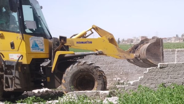 محافظ الغربية يوجه بإزالة 53 حالة تعد على الزراعات وبناء مخالف
