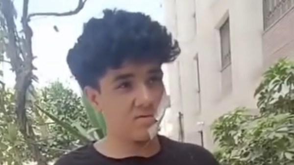 الهزار قلب بجريمة..طالب يتعدى على زميله بسلاح ابيض بالقليوبية ..ما القصة؟