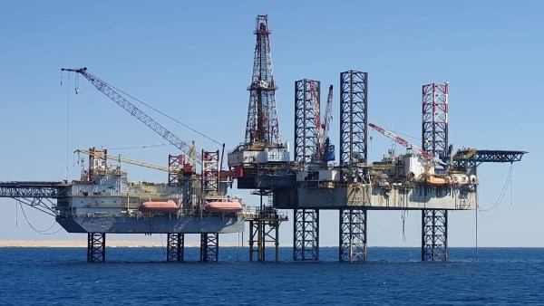 البترول: الاكتشافات الجديدة بالصحراء الغربية تعزز الإنتاج وتقلل الاعتماد على الاستيراد