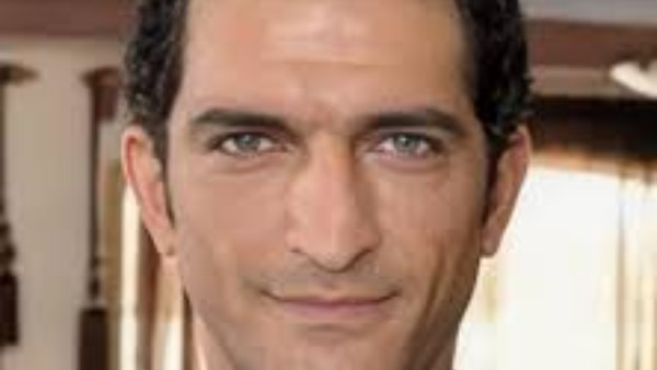 «منهم إيدى كوهين وعمرو واكد».. النيابة تصدر قرار بحجب حسابات 12 شخصا على السوشيال ميديا داخل مصر