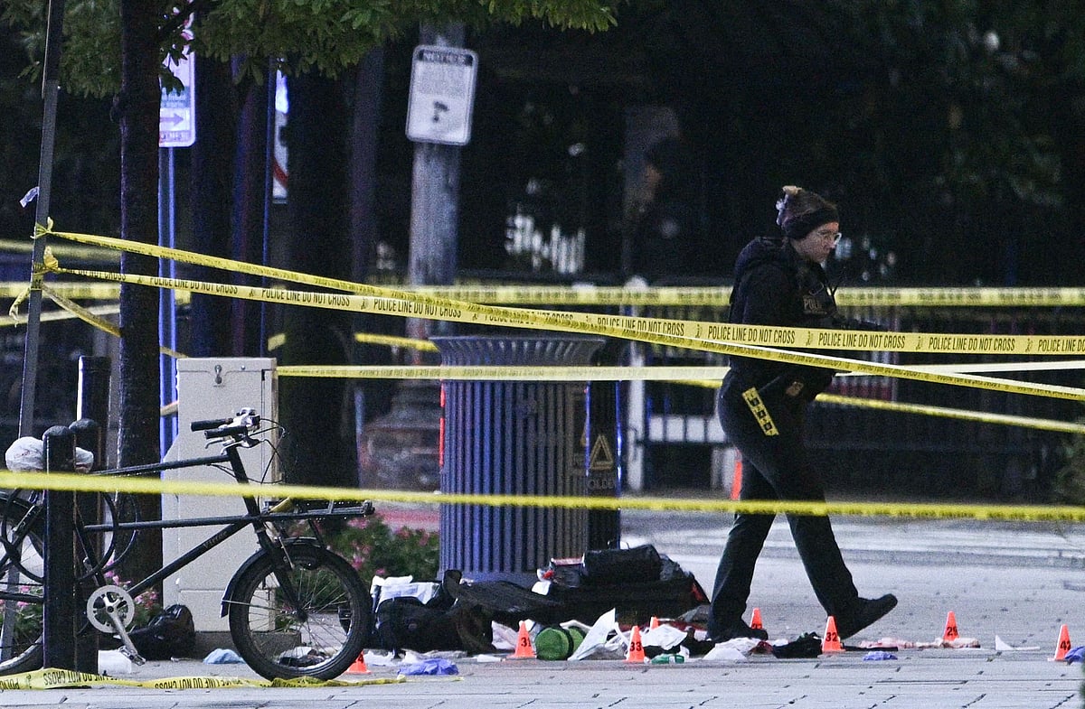 Gunman killed by US Secret Service after opening fire near White House