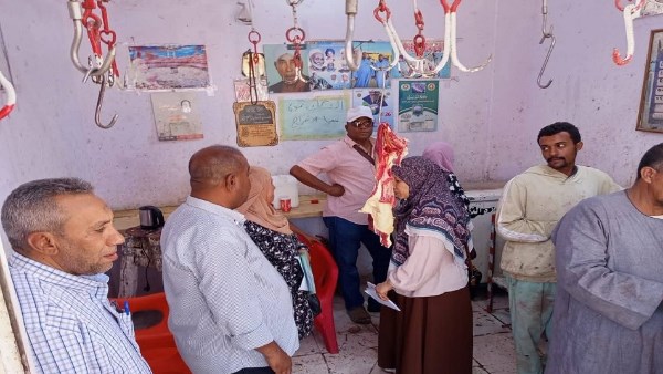 حملات مكثفة بسفاجا على محلات اللحوم استعدادًا لعيد الأضحى