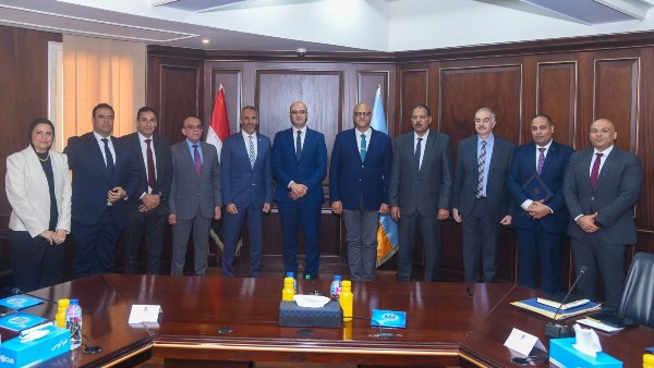 محافظ الإسكندرية يوقع بروتوكول تعاون مشترك مع الجهاز القومي لتنظيم الاتصالات بهدف دعم وتطوير البنية التحتية
