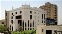 دار الإفتاء توضح حكم الالتفات في الصلاة وضوابط الحركة أثناء العبادة