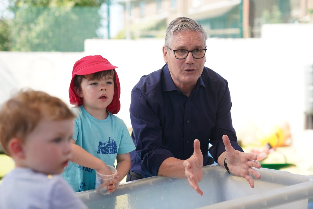 Starmer tasks Government with taking ‘game-changer’ social media action