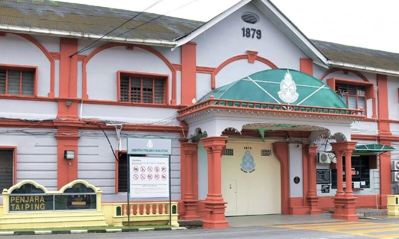 NST Leader: Of Taiping Prison and staff violence