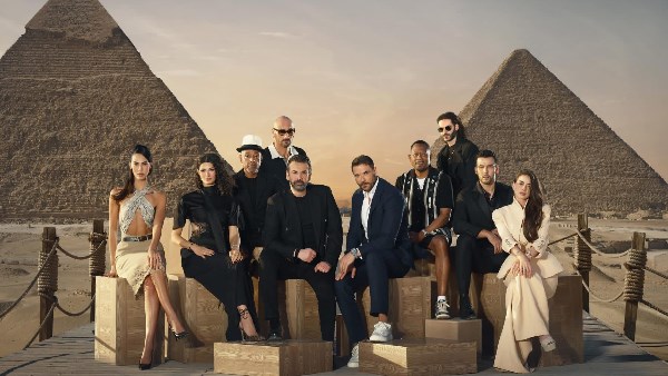 تركي آل الشيخ يروج لـ 7DOOGS بصورة مميزة من الأهرامات قبل انطلاق عرضه الخاص