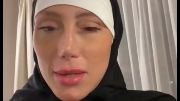 ريهام سعيد تخرج عن صمتها بعد استدعائها بسبب حلقة كلاب الشوارع: «مفيش غلط ومش هحضر التحقيق»|فيديو