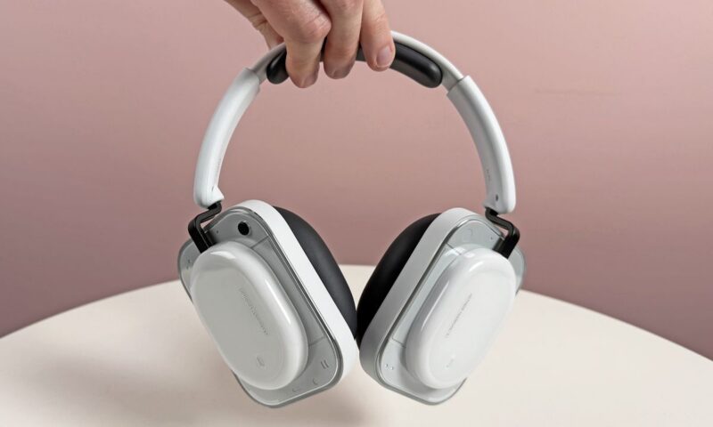 These unique-looking and 4.5-star-rated Nothing Headphone (a) are down to a record-low price