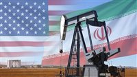 النفط يخسر مع اقتراب اتفاق التهدئة بين واشنطن وطهران والأسواق تترقب فتح مضيق هرمز