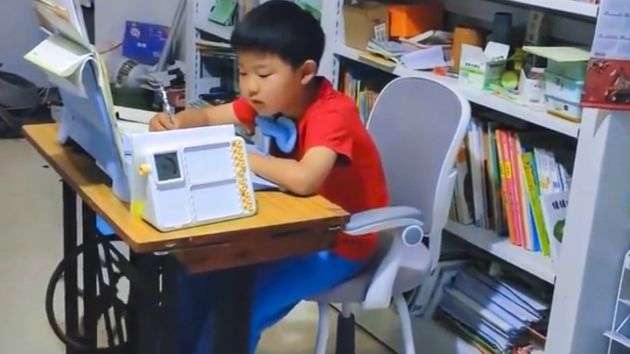 China mum makes son pedal sewing machine during homework to stay focused, sparks debate