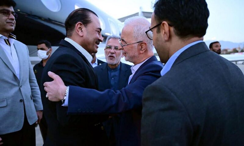 Pakistan military chief Asim Munir arrives in Tehran in push to end Iran war