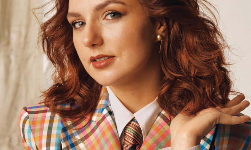 Ania Magliano Breaks Out: The ‘SNL U.K.’ Star on Hosting ‘Weekend Update,’ Risky Jokes and Wanting to Be Like Tina Fey ‘When I Grow Up’