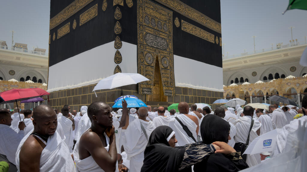 أكثر من مليون مسلم يؤدون مناسك الحج وسط مخاوف من استئناف الحرب وتصاعد التوتر في الشرق الاوسط