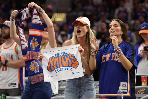 Knicks fans forget about bad times with NBA Finals return