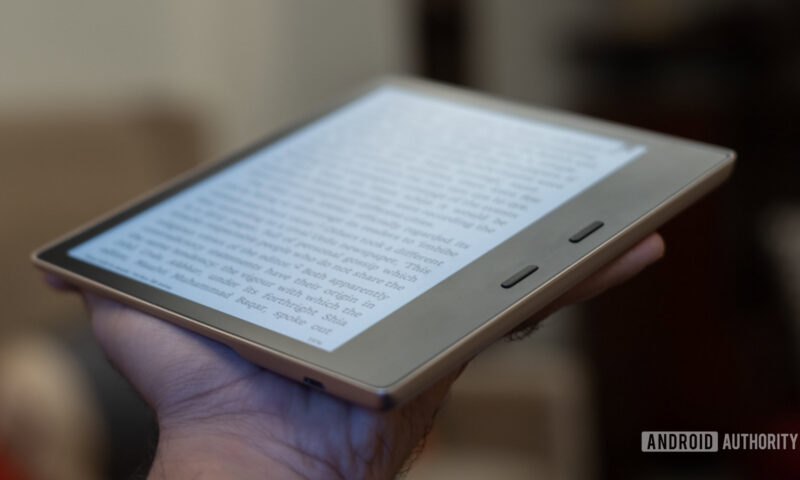 Amazon wants you to throw away your old Kindle. Here’s why I jailbroke mine instead