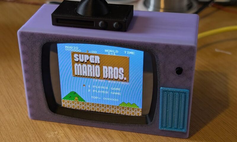 This DIY retro-style mini-TV looks like it’s from the Simpsons, and plays classic NES games and movies — and yes please, I want one