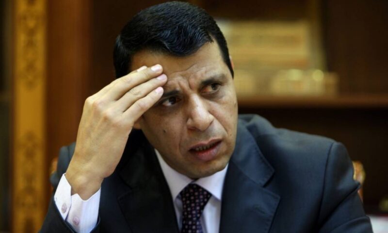 تقرير عبري: رئيس “الشاباك” التقى دحلان خلال زيارته للإمارات