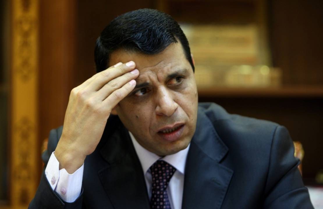 تقرير عبري: رئيس “الشاباك” التقى دحلان خلال زيارته للإمارات
