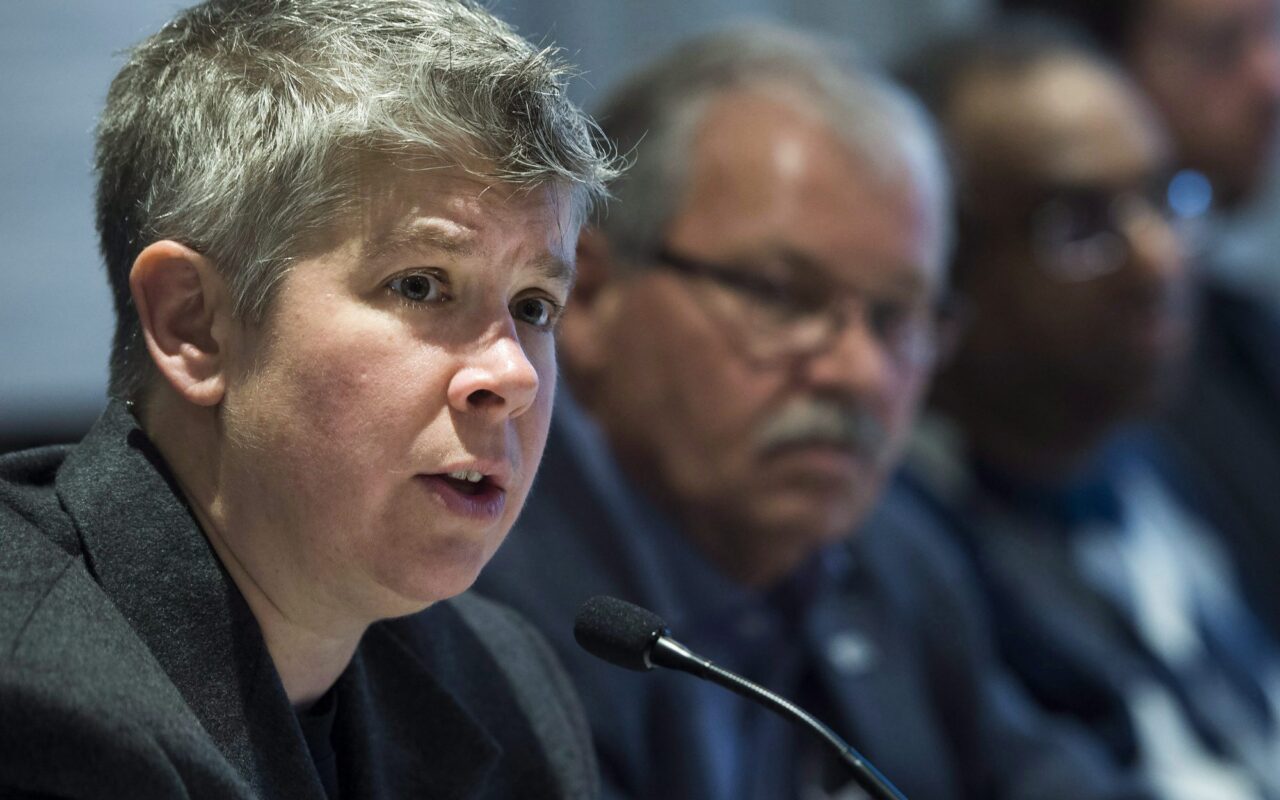Thousands of community and social workers on strike across Ontario