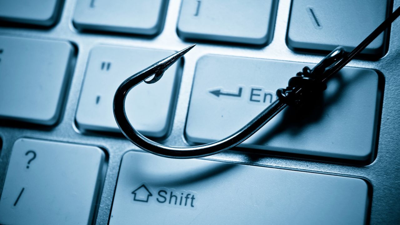 FBI warns of Kali phishing scam hitting Microsoft OAuth tokens — warns ‘Kali365 lowers the barrier of entry, providing less-technical attackers access to AI-generated phishing lures’